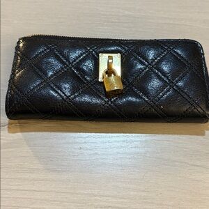 Marc Jacobs Black Leather wallet  with Gold Accents and a original lock